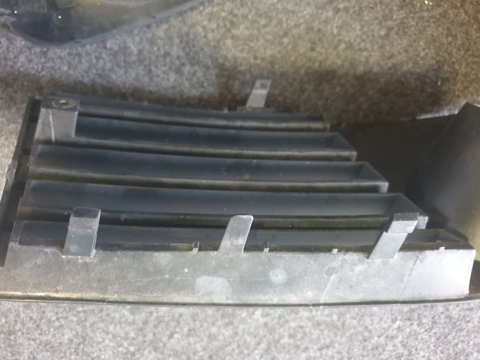 Grelhas faróis de nevoeiro Seat ibiza mk4