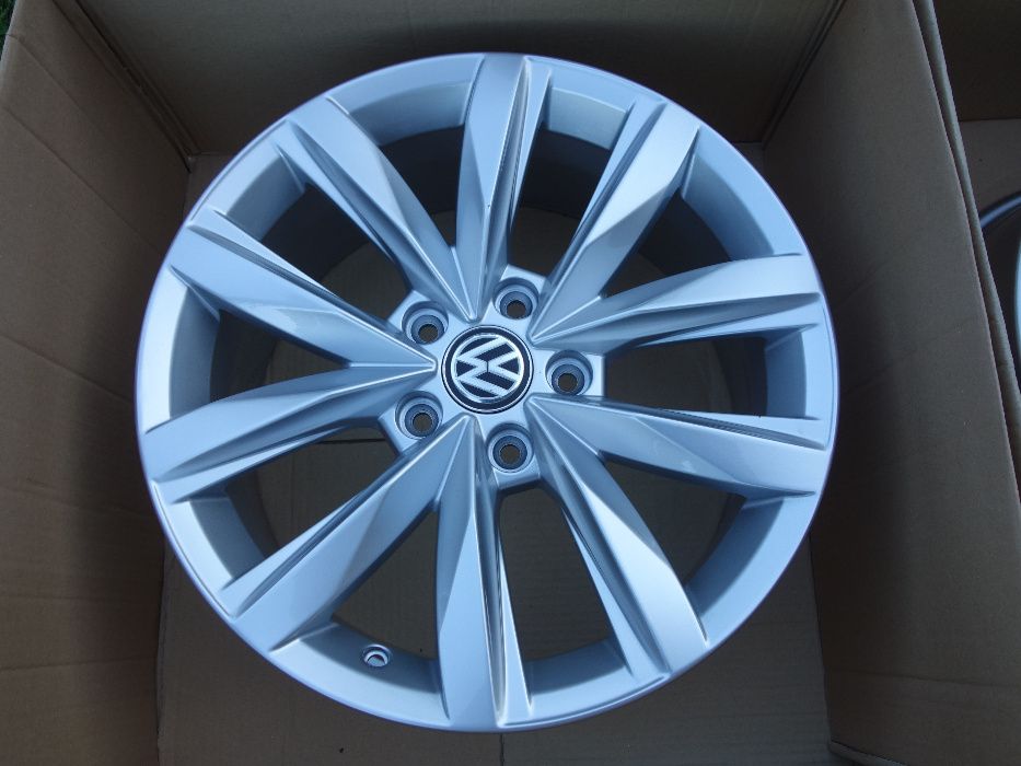 Felgi VW MULTIVAN CARAVELLE Transporter T5 T6 7E0 Oryginalne 18''