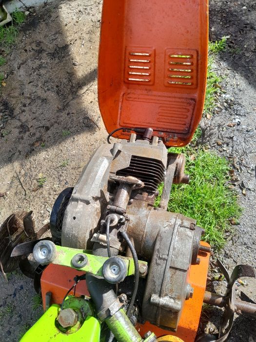 Vento motoenxada agria