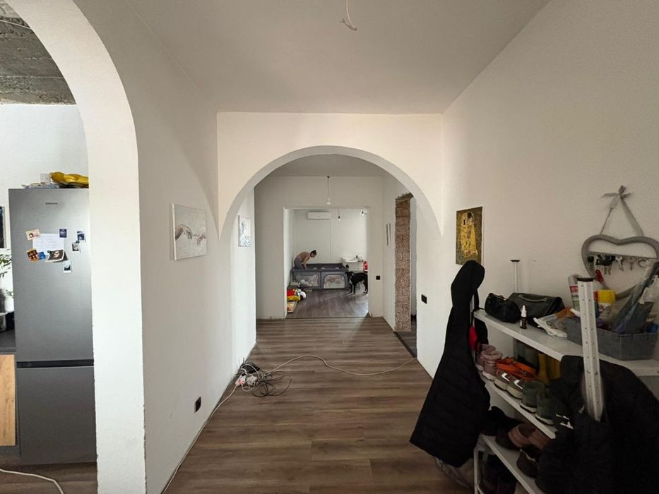 3 кімнатна в будинку вул.Кишинівська