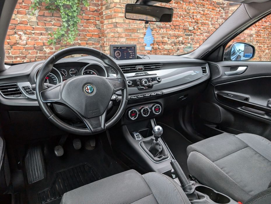 Alfa Romeo Giulietta 1.4 Turbo * Nawigacja * Mały Przebieg * Śliczna
