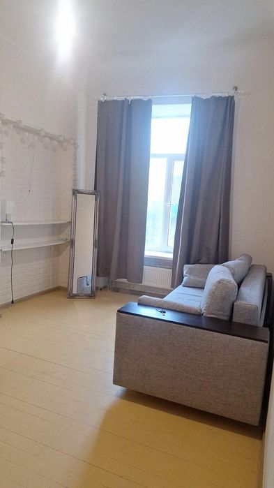 Продам 3-х ком квартиру с ремонтом на ул. Жуковского (3-236-541)