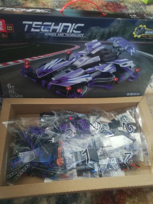 Конструктор інерційна машинка