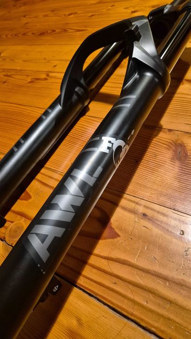 Amortyzator widelec FOX AWL 27,5+/29 nowy skok 140-160 mm BOOST