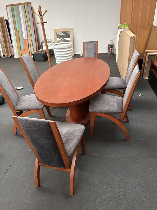 Sala de jantar completa