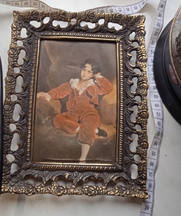 Продам шолкографія в латуній рамці