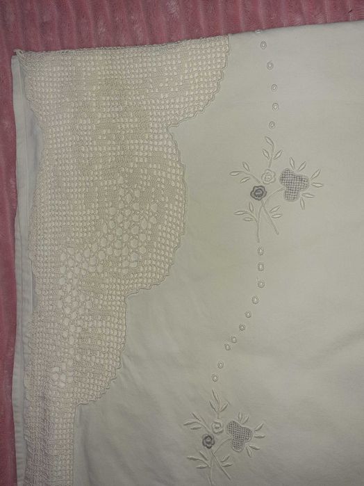 Lençol Antigo em Renda- Casal