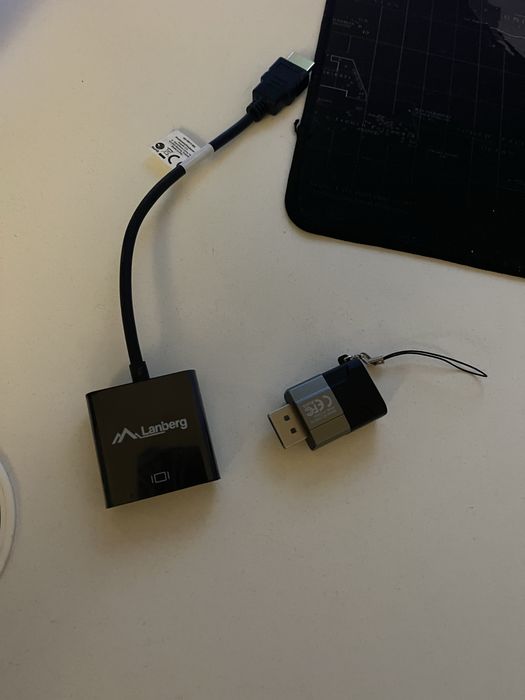 2 monitory DELL, PHILIPS