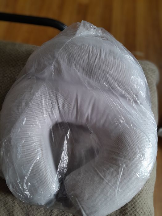 Продам подушку для годування