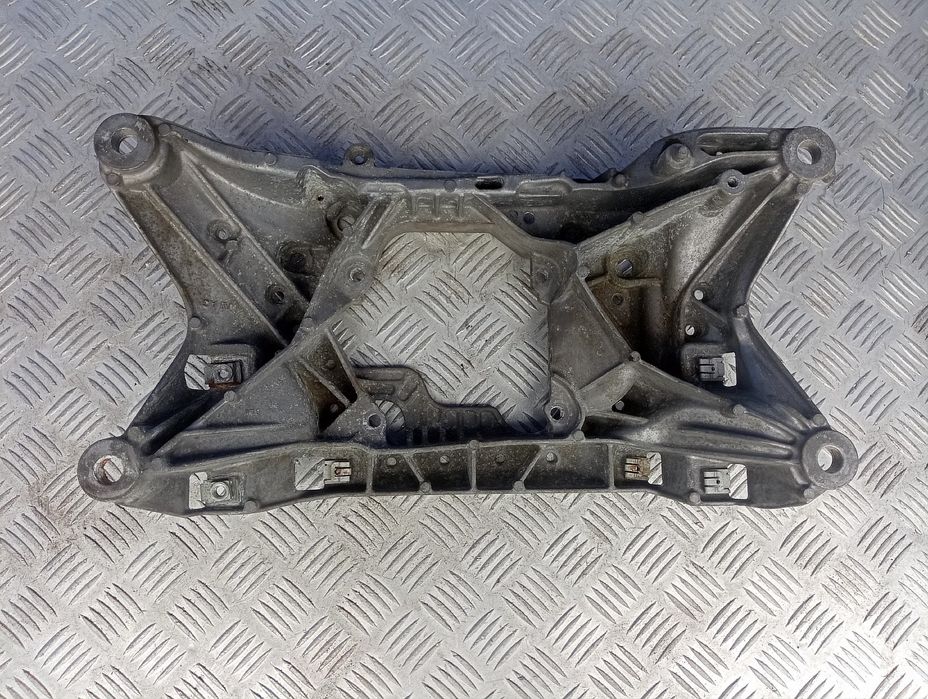 Крепление Porsche Cayenne 9Y0 Порш Каен Каєн кріплення КПП  Q7 4M