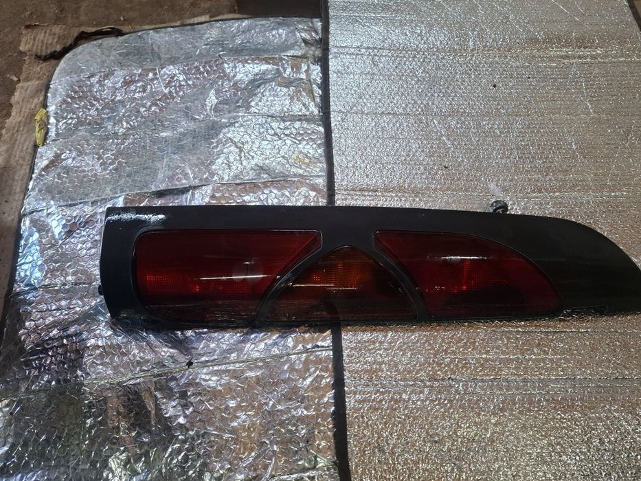 PEÇA: Farolin tras esq° Renault Kangoo Original