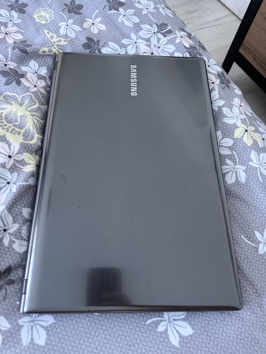 Duzy laptop samsung