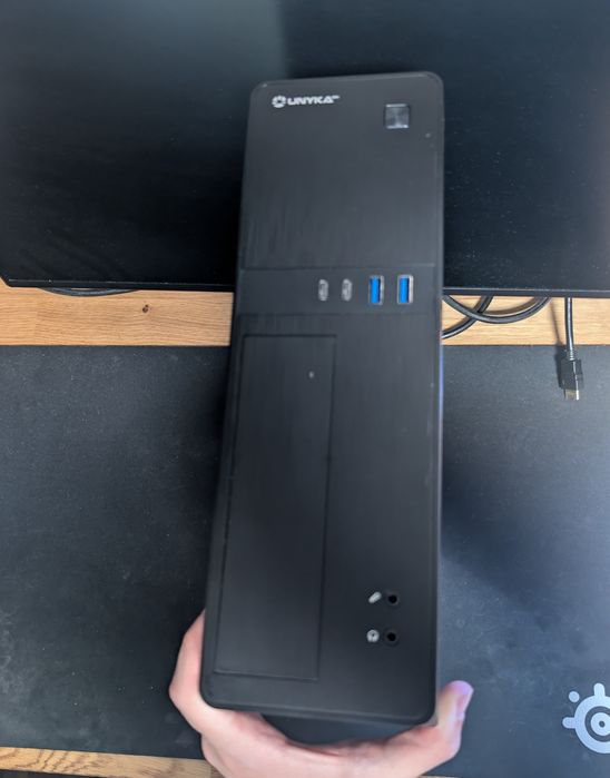 Computador Desktop Intel i7, 8GB Ram, 256GB SSD+500GB HDD