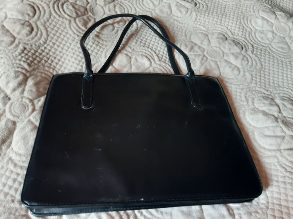 Жіноча сумка для формату А4