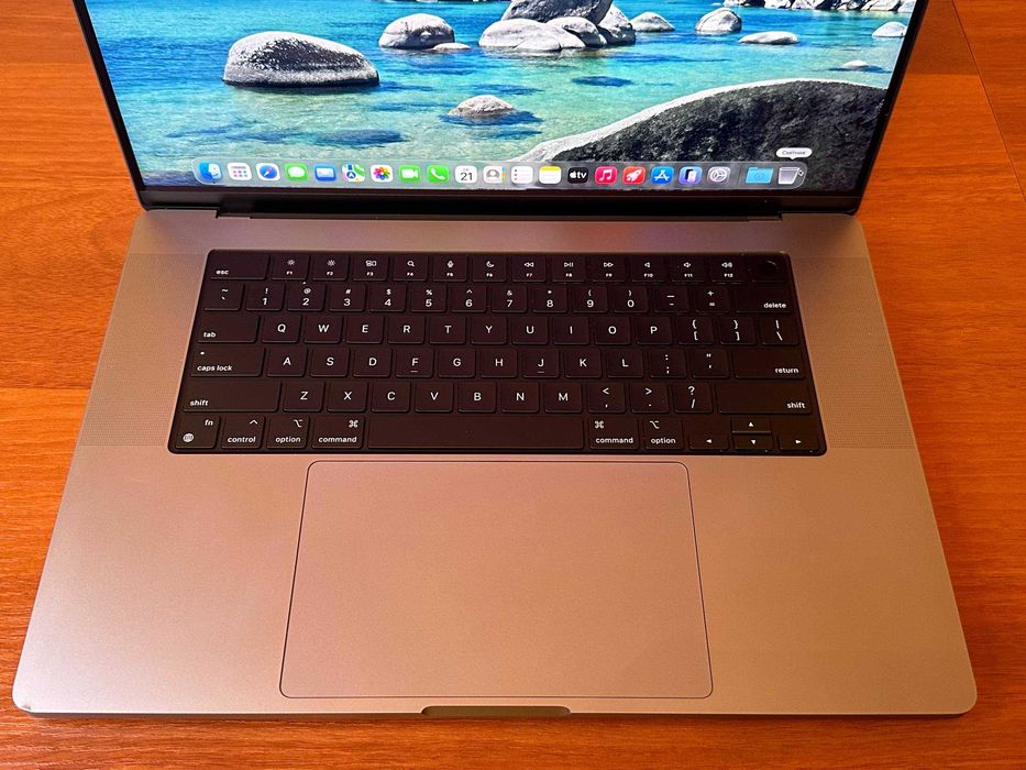 Macbook Pro 16 M1 PRO 32 512