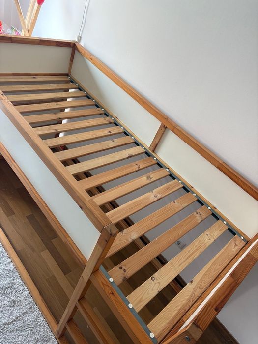 Beliche IKEA MYDAL
Estrutura beliche, pinho, 90x200 cm