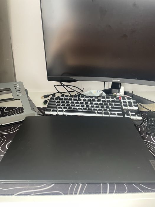 Laptop gamingowy Lenovo 3060TI