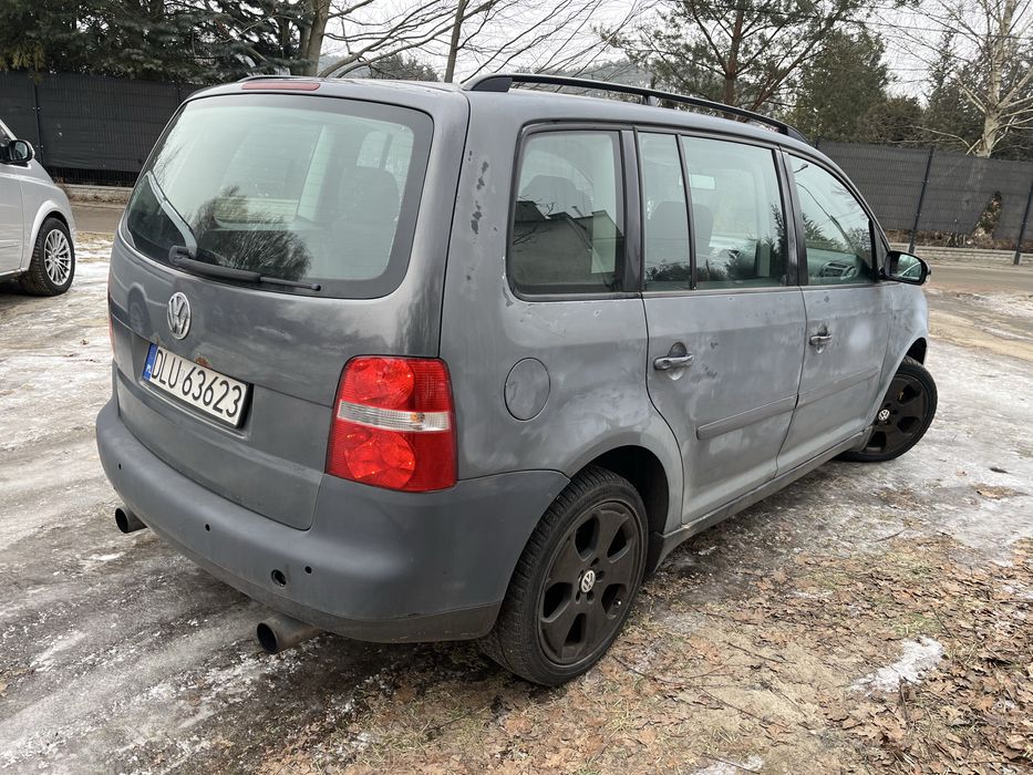 Touran 2.0 tdi 7-osobowy