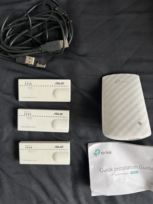 Routers e extensores de wifi. TP-LINK AC750 Wi-FI e 3 Asus WL-330