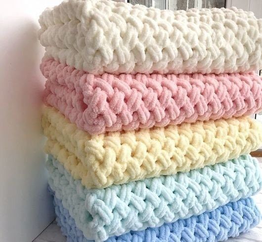 Плюшевий плед ручної роботи