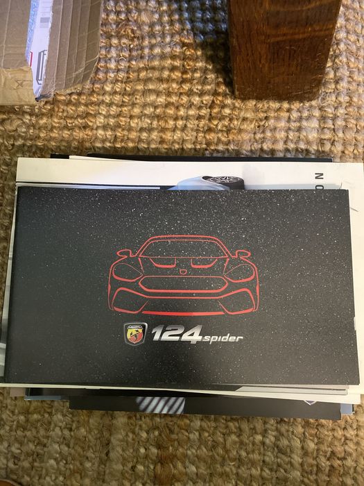 Catálogo Fiat 124 spider abarth