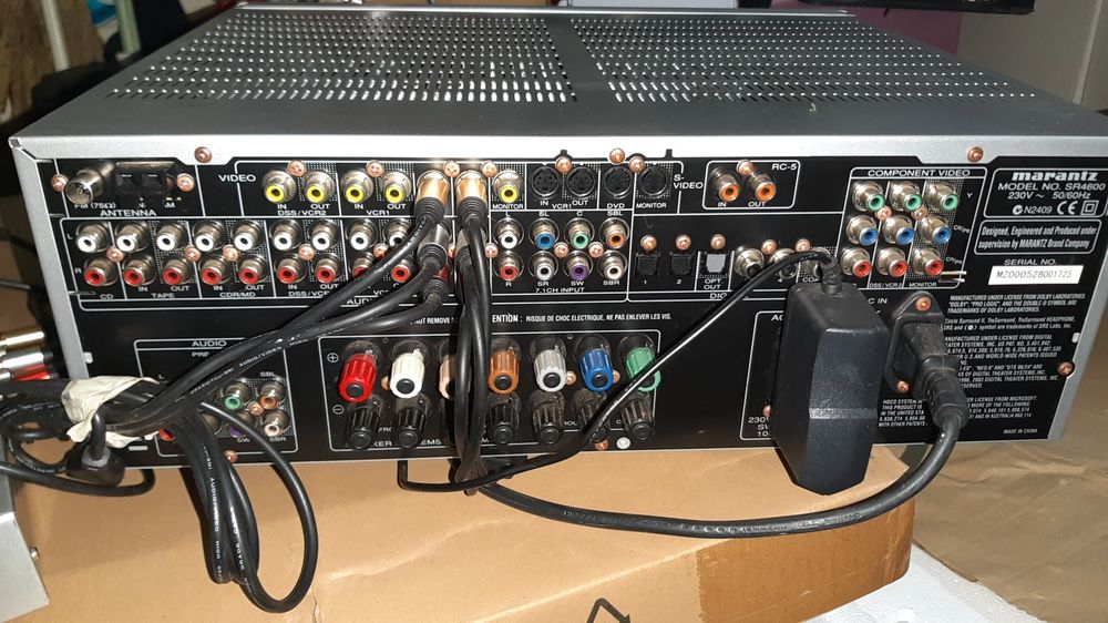 Receptor Surround Marantz SR4600 AV e Leitor de DVD