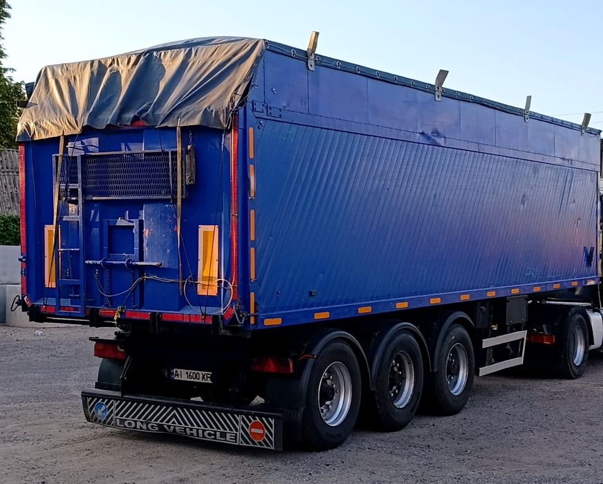Продам напівпричіп самоскид ACKERMANN на осях  SAF INTRAX