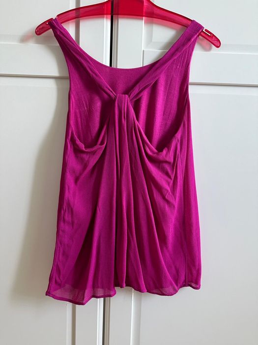 Massimo Dutti Fuksjowy dwuwarstwowy top typu halter z węzłem na plecach.