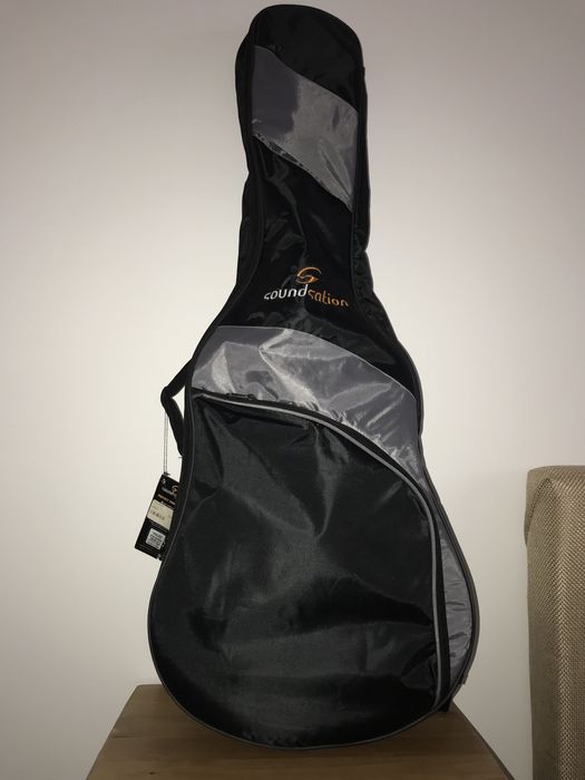 Guitarra acustica