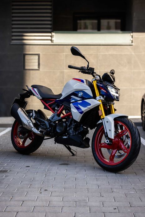 BMW G310R - Como Nova! Só 3.500kms!