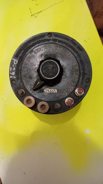 Autotransformator regulacyjny  P-240