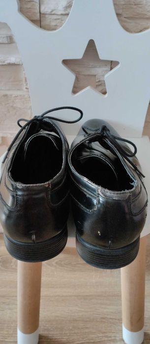 Buty eleganckie na wiązanie męskie czarne r.45