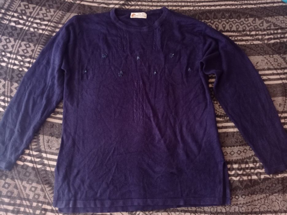 Várias camisolas tamanhos XL