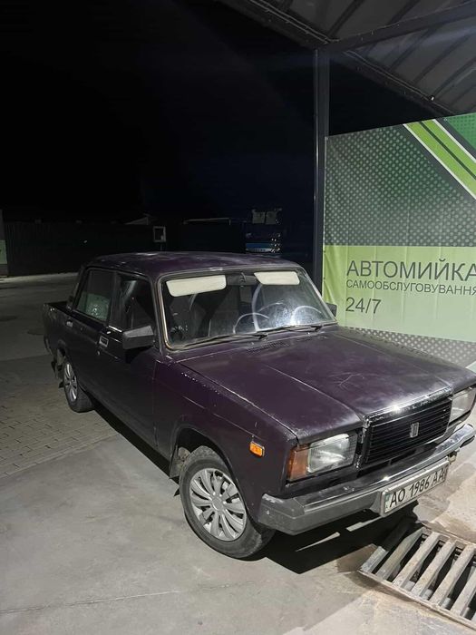 Продам ваз 2107.