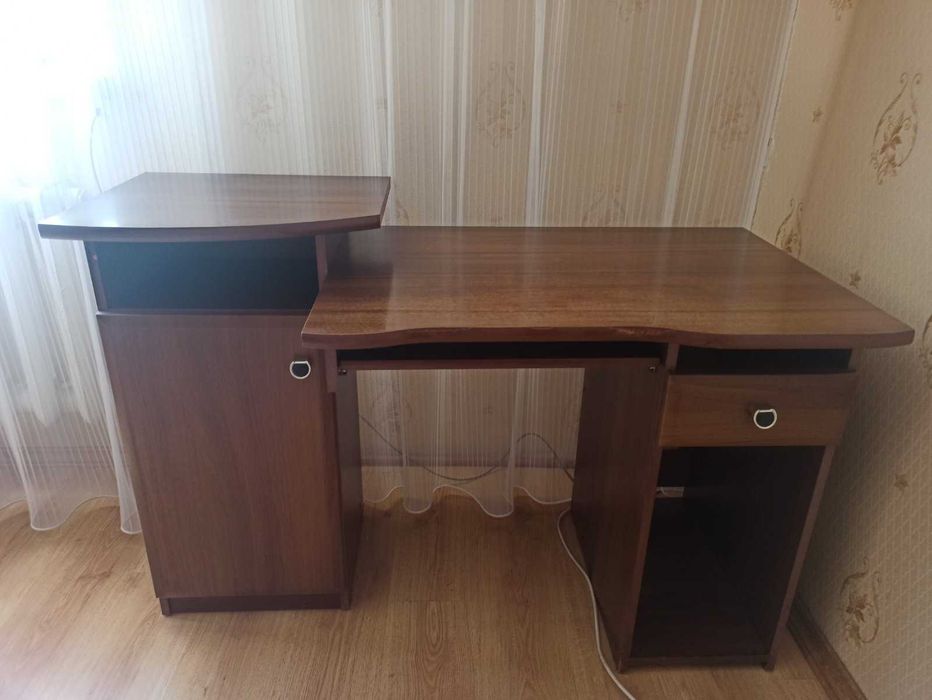 комп'ютерний стіл б/в недорого