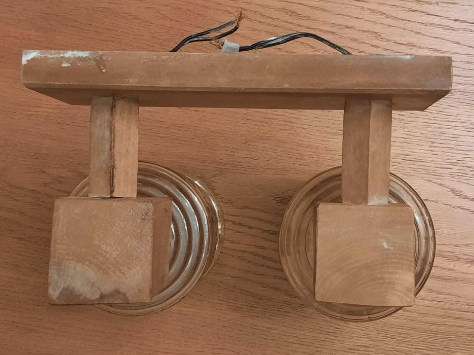 Kinkiet drewniany, lampa ścienna, miodowe klosze
