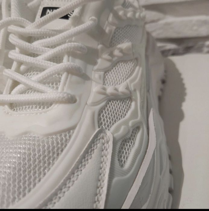 Buty sportowe damskie