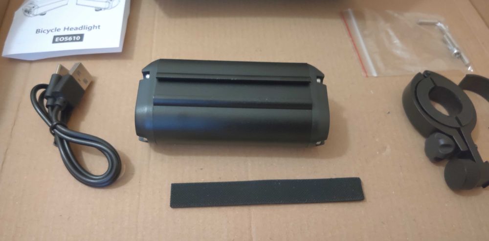 Купити Велофару OFFBONDAGE EOS 610 потужний ліхтар 900lm люменів, нова