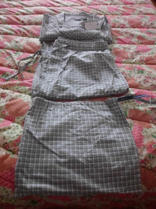 pijama com saco novo da marca Emidio Tucci
