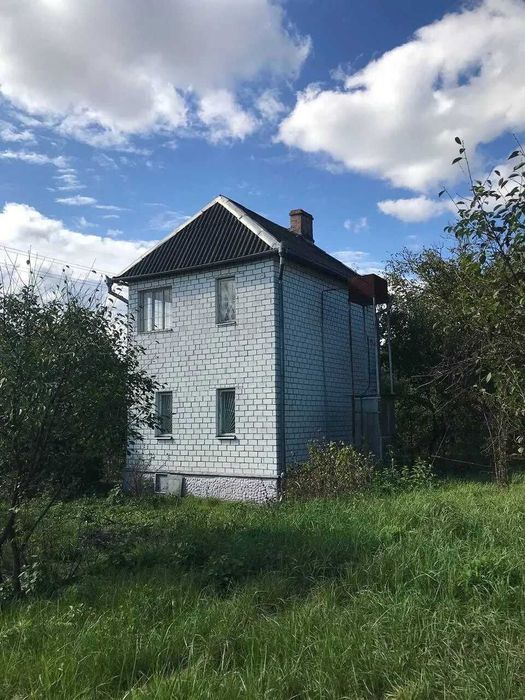 Продаж дачного будинку в С Клузів