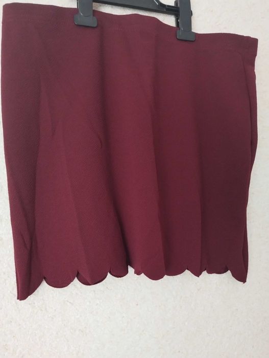 Fioletowa spódnica spódniczka dopasowana xl XXL