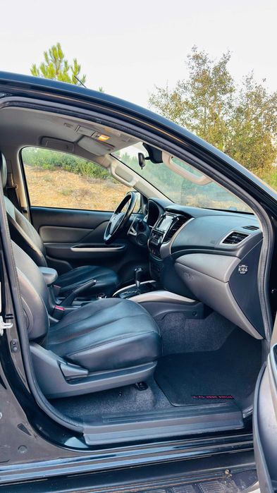 Mitsubishi l200 full extras
