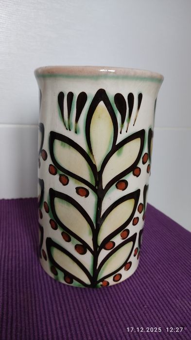 "Кухоль", Васильківська майоліка за зразком Неллі Ісупова