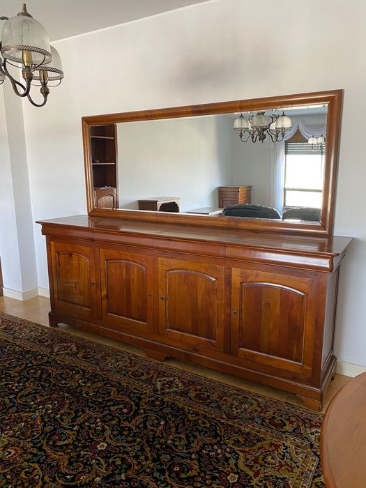 Móvel com espelho64584677571075121