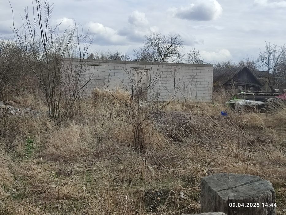 Продам незавершена будівництво.