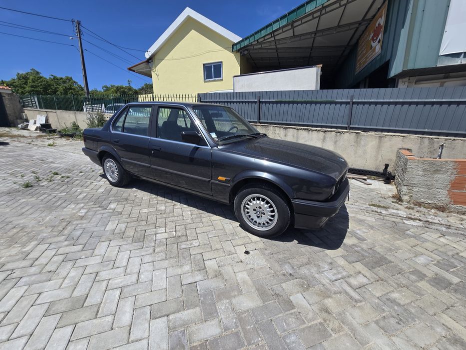 BMW E30-316 Clássico