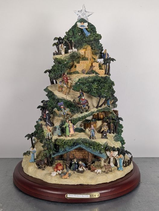 Choinka dla P Iwony bożonarodzeniowa szopka tradycyjna stołowa mini św