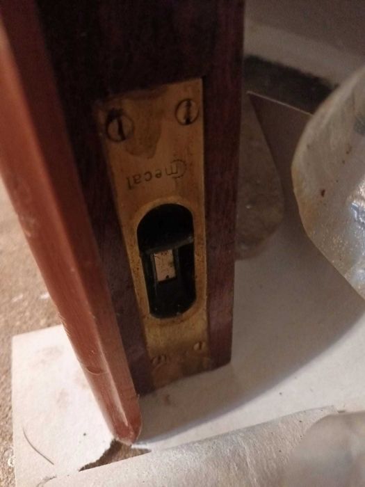 Portas madeira interior e exterior - Mogno