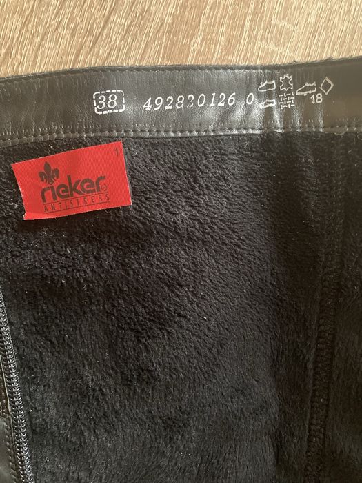 Жіночі шкіряні чоботи сапожки взуття Rieker 38 розмір