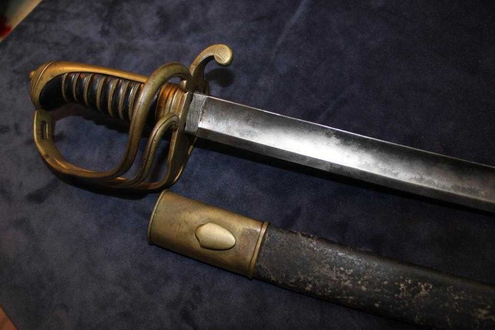 Espada Sabre Antigo para oficial português, reinado D.MARIA II